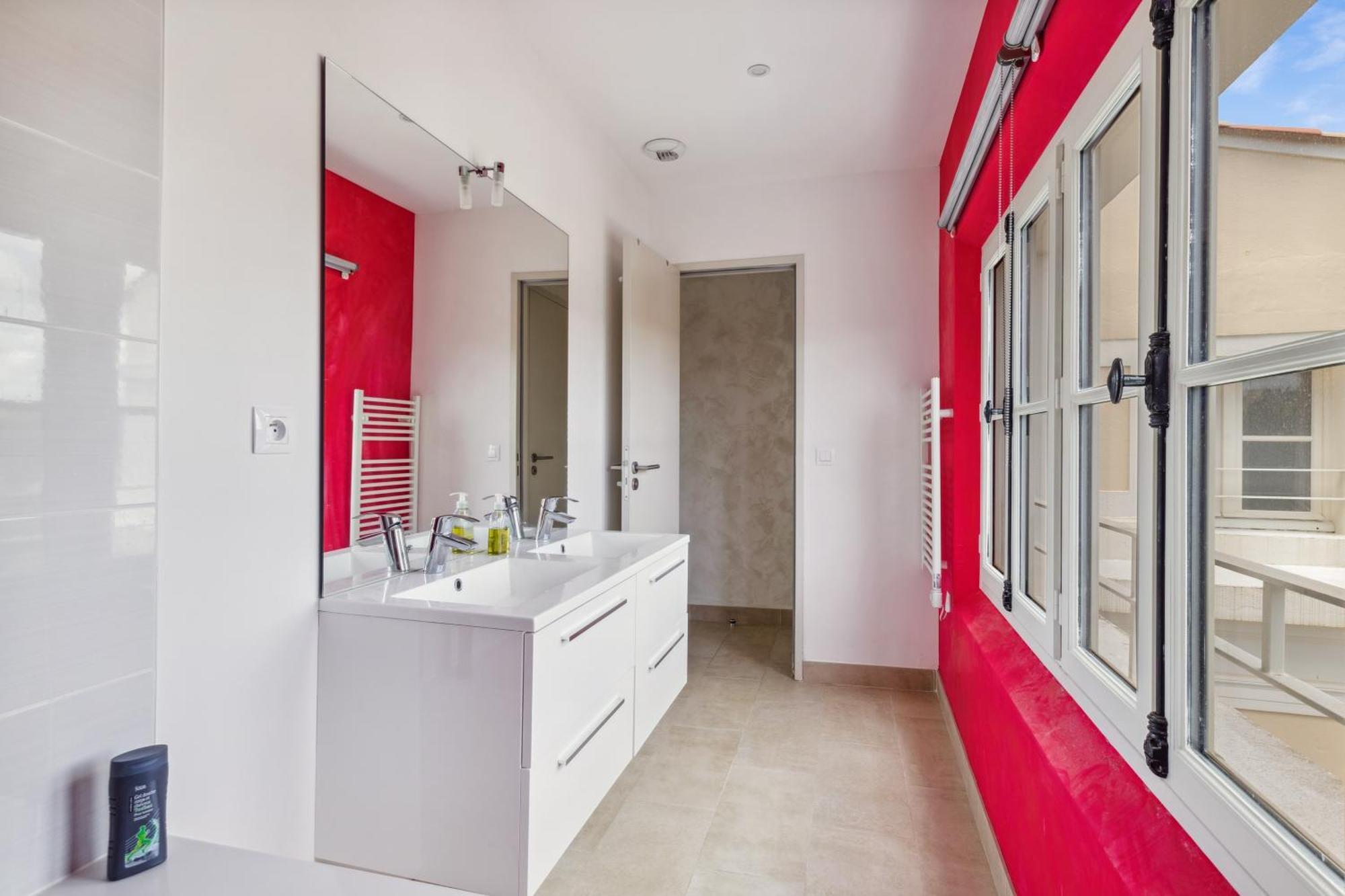 Appartement De Messugues - Appt Standing Vue Mer Saint-Raphael  Ngoại thất bức ảnh